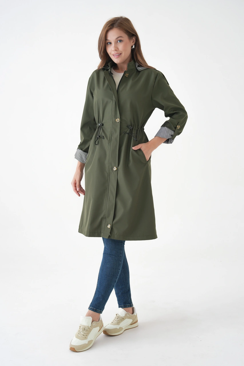 Kadın Rüzgar Ve Su Geçirmez Bondit Kumaş Çıkarılabilir Düğmeli Kapüşon Beli Tünelli Mevsimlik Trençkot Haki