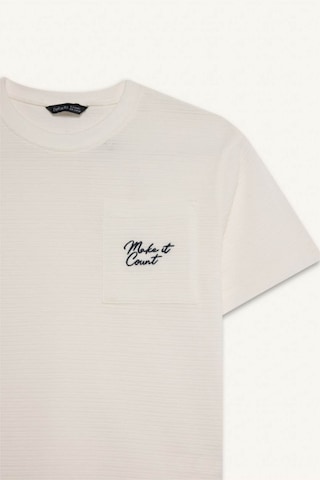 Defacto Erkek Çocuk Bisiklet Yaka Nakışlı Kısa Kollu Tişört G6737a826smwt32 Beyaz-wt32