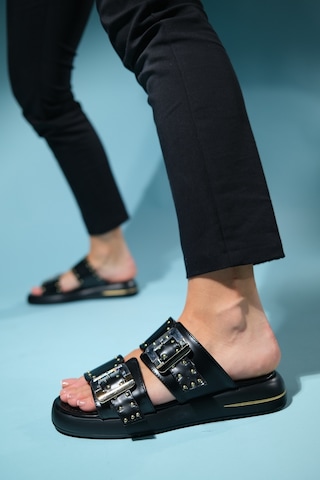 Luvishoes Zley Siyah Şeffaf Tokalı Kadın Terlik Siyah