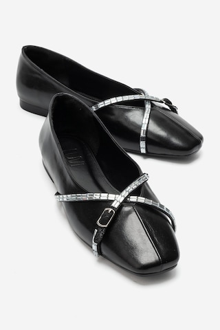 Luvi Shoes Spaes Siyah Taş Detaylı Kadın Babet Ayakkabı