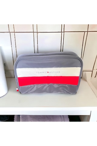 Tommy Hilfiger Erkek Seyehat El Çantası Genişlik 21 Derinlik-12 Cm