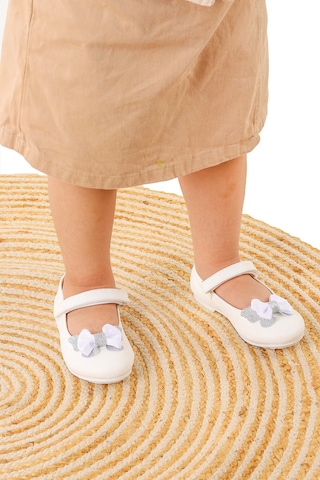 Kiko Kids Taşlı Cırtlı Kız Çocuk Fiyonklu Babet Ayakkabı Ege 204 Cilt Beyaz