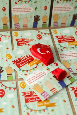 10 Adet Balon ve 23 Nisan Tebrik Kartı 10'lu Set Türk Bayraklı Balon