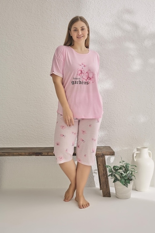 Estiva Kadın Çiçek Desenli Kısa Kollu Kaprili Büyük Beden Yazlık Viskon Pijama Takımı - Pembe Çok Renkli