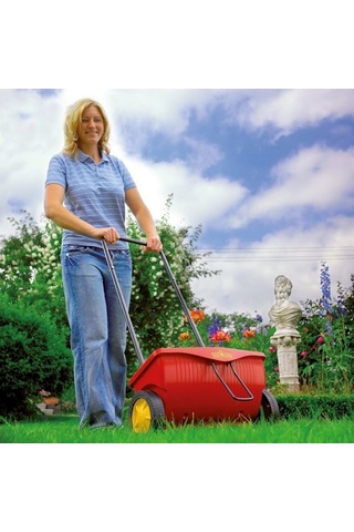 Wolf Garten WE330 Tekerlekli Gübre Dağıtıcısı Kırmızı