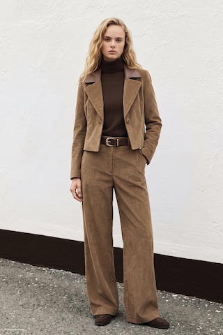 Sateen Bedene Oturan Kadife Ceket - Camel-138082