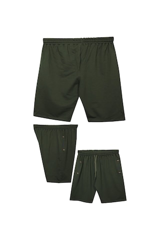 Büyük Beden 110 - 155 Kilo Arası İçin Uygun Bedenli Cepleri Nakış Detaylı Likralı Penye Erkek Şortu Haki