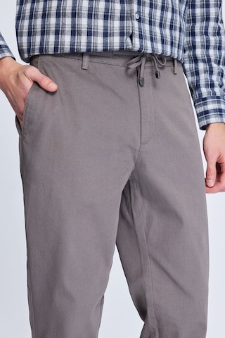 Hatemoğlu Gri Dinamik Fit Desenli Yandan Cepli Casual Jogger Pantolon 29262024a002 328 1964052 Gri