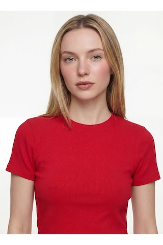 Slim Fit Kadın Tshirt K.kol Kırmızı