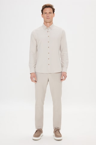 AC&Co / Altınyıldız Classics Erkek Bej Pamuklu Slim Fit Dar Kesim Düğmeli Yaka Gofre Desenli Gömlek Bej