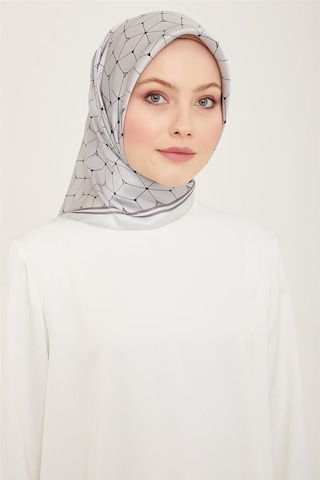 Armine Sura İpek Eşarp 24ya9166 02 - Desenli