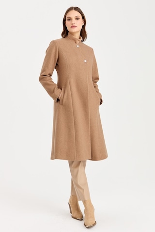 Broş Düğme Detaylı Ara Boy Kaban Taba-taba Taba