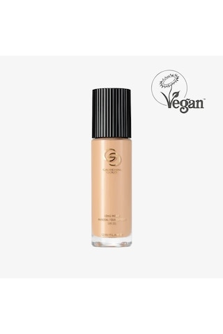 Giordani Gold Long Wear Mineral Fondöten Spf 20 Porcelain Warm