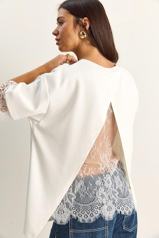 Shade Kadın Sırt Detaylı Dantel Garnili T-shirt 1073 60286023 - Beyaz