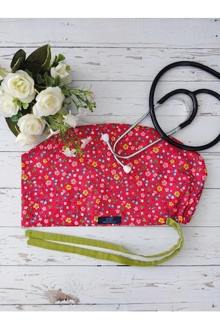 Tesettür Kırmızı Çıtır Çiçek Desenli Cerrahi Bone Doktor Hemşire Sağlıkçı Bonesi Geniş Kesim