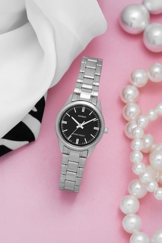 Casio LTP-V005D-1AUDF Kadın Kol Saati