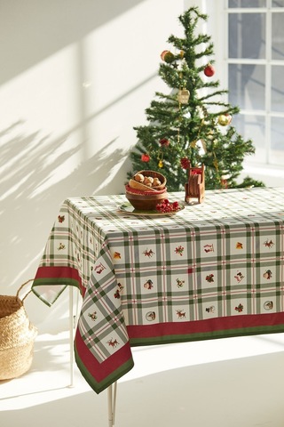 Yılbaşı Noel Figürlü Masa Örtüsü 140x240