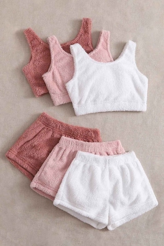 Merry See 3 Lü Set Kolsuz Askılı Peluş Polar Alt Üst Şortlu Pijama Takımı 001