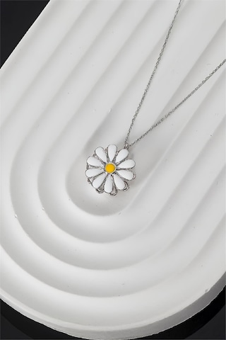 925 Ayar Gümüş Rodyumlu Döner Gövdeli Papatya Bayan Stres Kolye