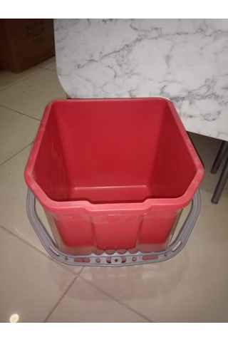 TEMİZLİK ARABA KOVASI (KIRMIZI)