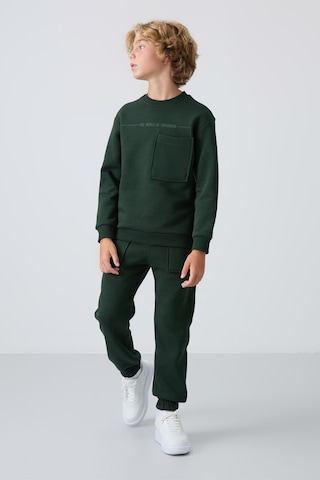 Çam Yeşil Pamuklu Kalın İçi Tüylü Yumuşak Dokulu Standart Fit Baskılı Erkek Çocuk Eşofman Takım - 1 Yeşil