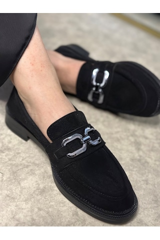 Günlük Kadın Loafer Klasik Alçak Topuklu Desenli Taban Zincirli Oval Burunlu Makosen Ayakkabı 100 Siyah Süet Platin