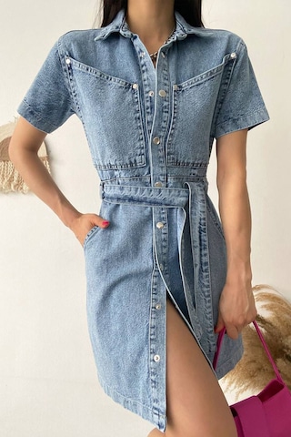 Noa & Noa Kadın Kemerli Düğmeli Denim Elbise Şehirli & Vücuda Oturan Stil Mavi
