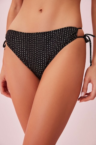 Suwen Line Lurex Yanı Bağcıklı Parlak Bikini Alt Sb254301312d1312 Çizgili Simli