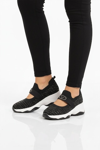 Guja Siyah Anorak Bantlı Taş İşlemeli Kadın Casual Ayakkabı 26y305 G