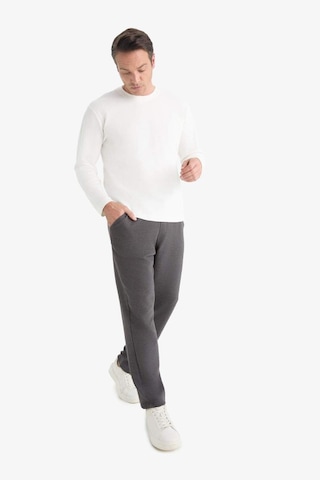 DeFacto Regular Fit Cepli Düz Paça Dokulu Eşofman Altı D7603AX25SPAR163