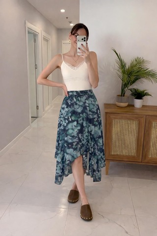 Lijuri Asimetrik Kesim Floral Etek 4093 Multi