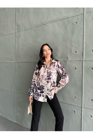 Kadın Oversize Ekru Renk Lacivert Çicek Detaylı Saten Gömlek-lacivert Lacivert