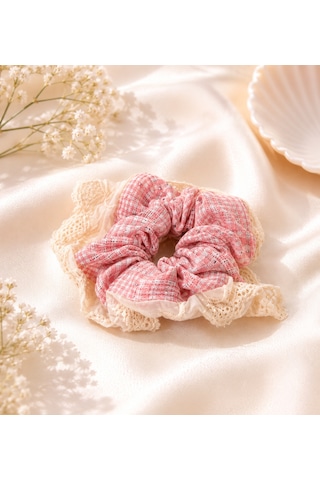 Pembe Dantel Detaylı Scrunchie Saç Tokası Çok Renkli