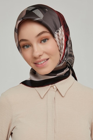 Armine Yeni Sezon 2022 İlkbahar Yaz Serisi %100 İpek Ekose Desen İpek Twill Eşarp 8620d-04 Ekose Desen / Vizon-vişne Çürüğü