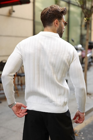 Madmext Beyaz Düğmeli Polo Yaka Desenli Over Fit Erkek Triko Kazak E7520