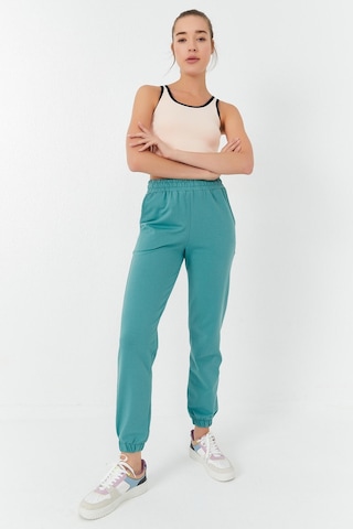 Tommy Life Somon Basic Sıfır Kol Dar Kalıp U Yaka Kadın Crop Top Atlet - 97162 Somon