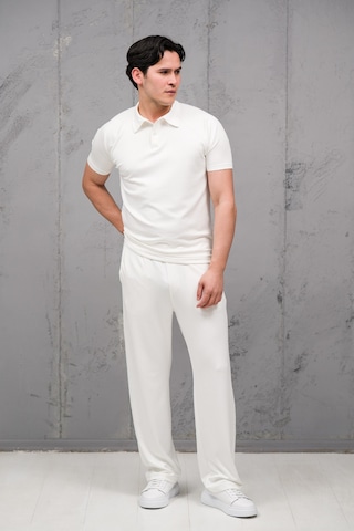 Mass Plus Regular Fit Likralı Kendinden Çizgili Yarım Baggy Pantolonlu T-shirt Takım Beyaz