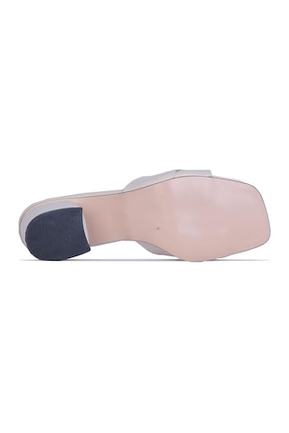 Ayakcenter By13 Ayışığı Kadın 6cm Topuklu Terlik Siyah -  Beyaz