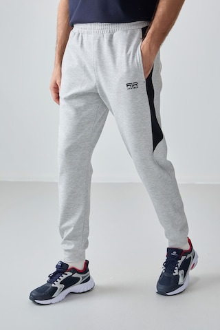 Tommy Life Gri Yüzeyi Dokulu Standart Fit Nakışlı Erkek Eşofman Alt - 82126 Gri