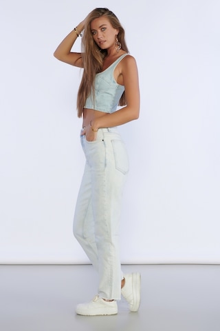 Buz Mavi Yüksek Bel Kesik Paça Detaylı Mom Jeans-buz Mavisi Buz Mavi