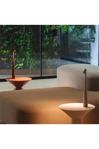 Led Masa Lambası Endüktif Işık Şarjlı Öğrenme Işığı B Beyaz