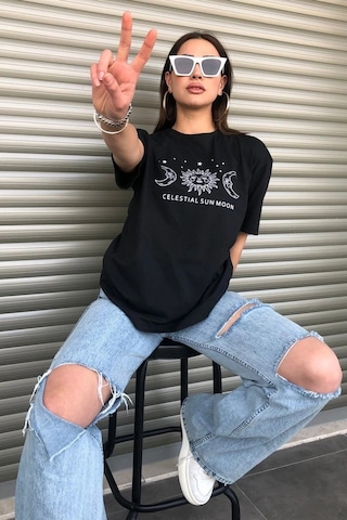 Startmore Bisiklet Yaka Siyah Ay Baskılı Oversize Siyah