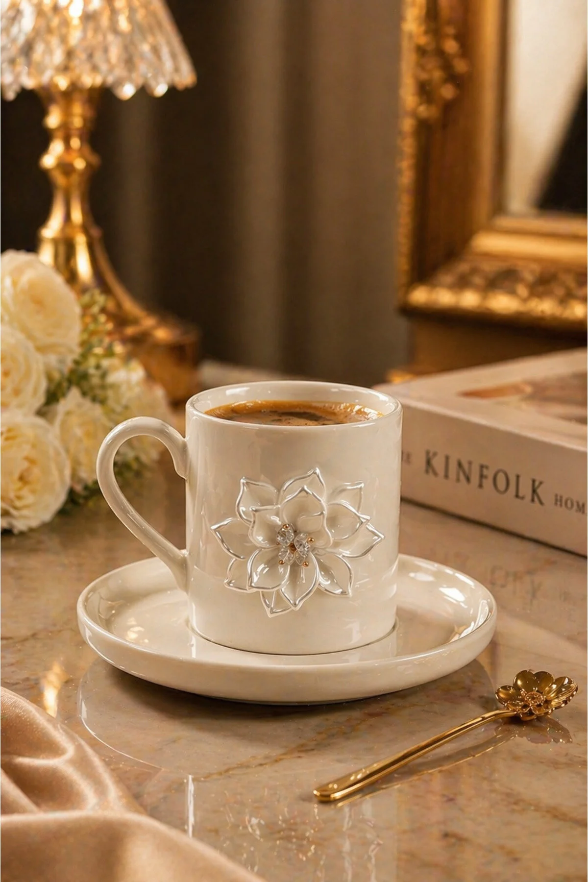 2 Kişilik Beyaz Porselen Lale Lotus Lüks Kahve Fincan Takımı Seti 100ml