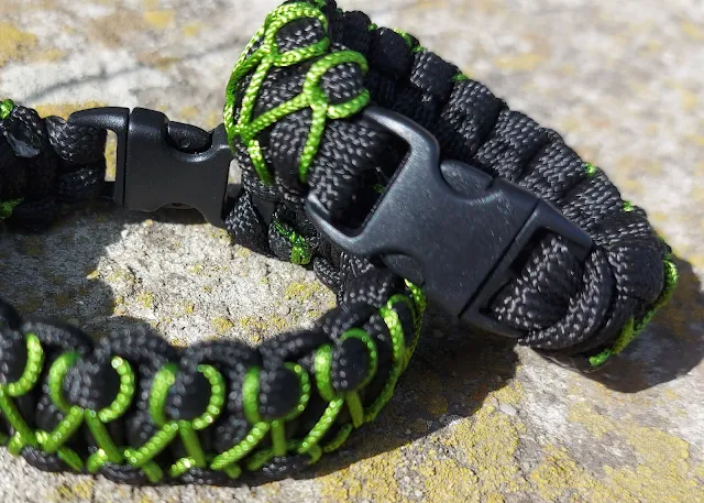 Siyah & Yeşil Zincir Paracord Bileklik Siyah - Yeşil