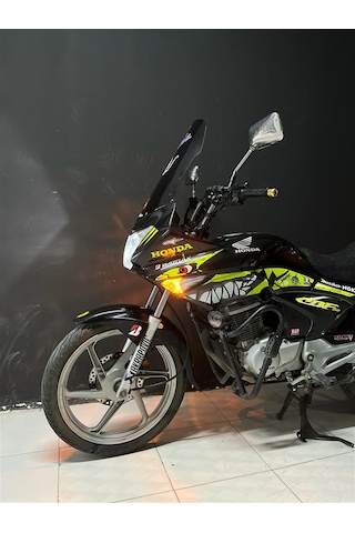 Honda CBF 150 Yeşil Shark Köpek Balığı Sticker Etiket Modeli