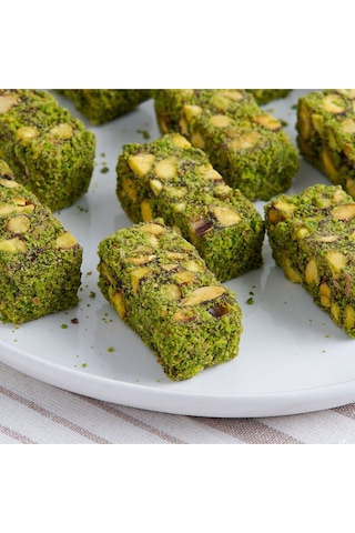 Bulutlar Kuruyemiş Antep Fıstıklı Narlı Oscar Lokum Kg 500