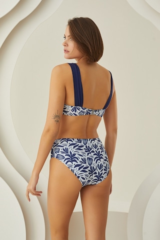 Loya Kadın Lacivert Yaprak Desen Destekli Tek Üst Bikini