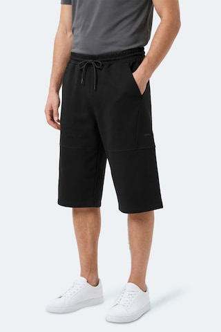 Slazenger Noctura Erkek Kapri Siyah Şort