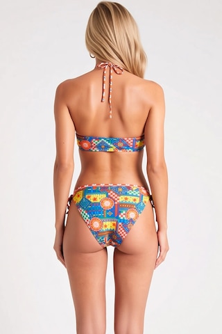 Benerly Kadın Bikini Takımı Straplez Yaka Halter Bağlamalı Kapsız Düşük B Çok Renkli