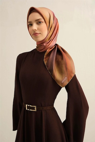 2025 İlkbahar - Yaz - Dj Saf İpek Eşarp Sura -9308d01 - 90 X 90 / Taba - Yeşil 07 Taba - Yeşil 07